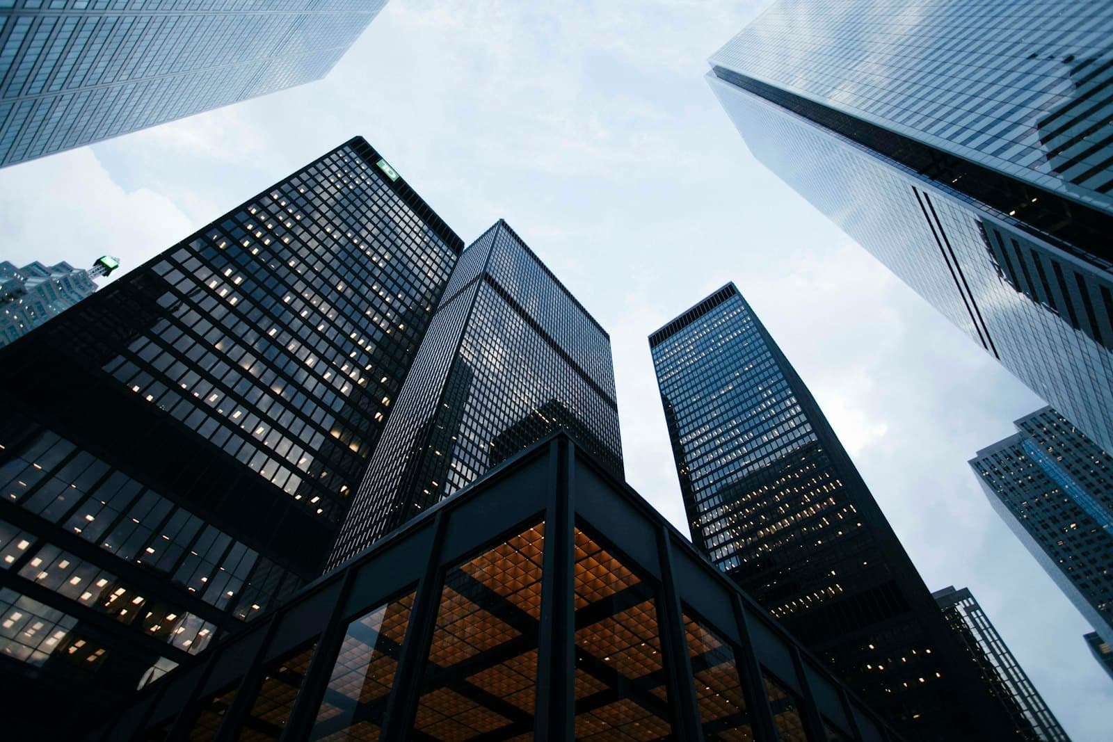 Banking & Financial Services